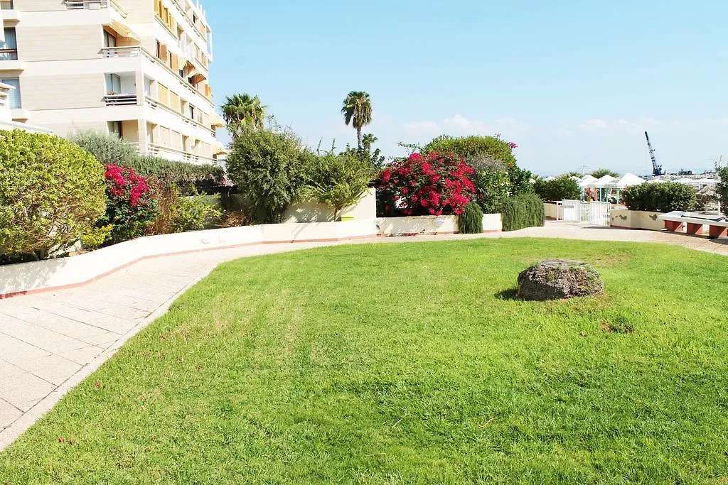 Lazuli Sea View Beachfront Ap 253 Apartment Larnaca